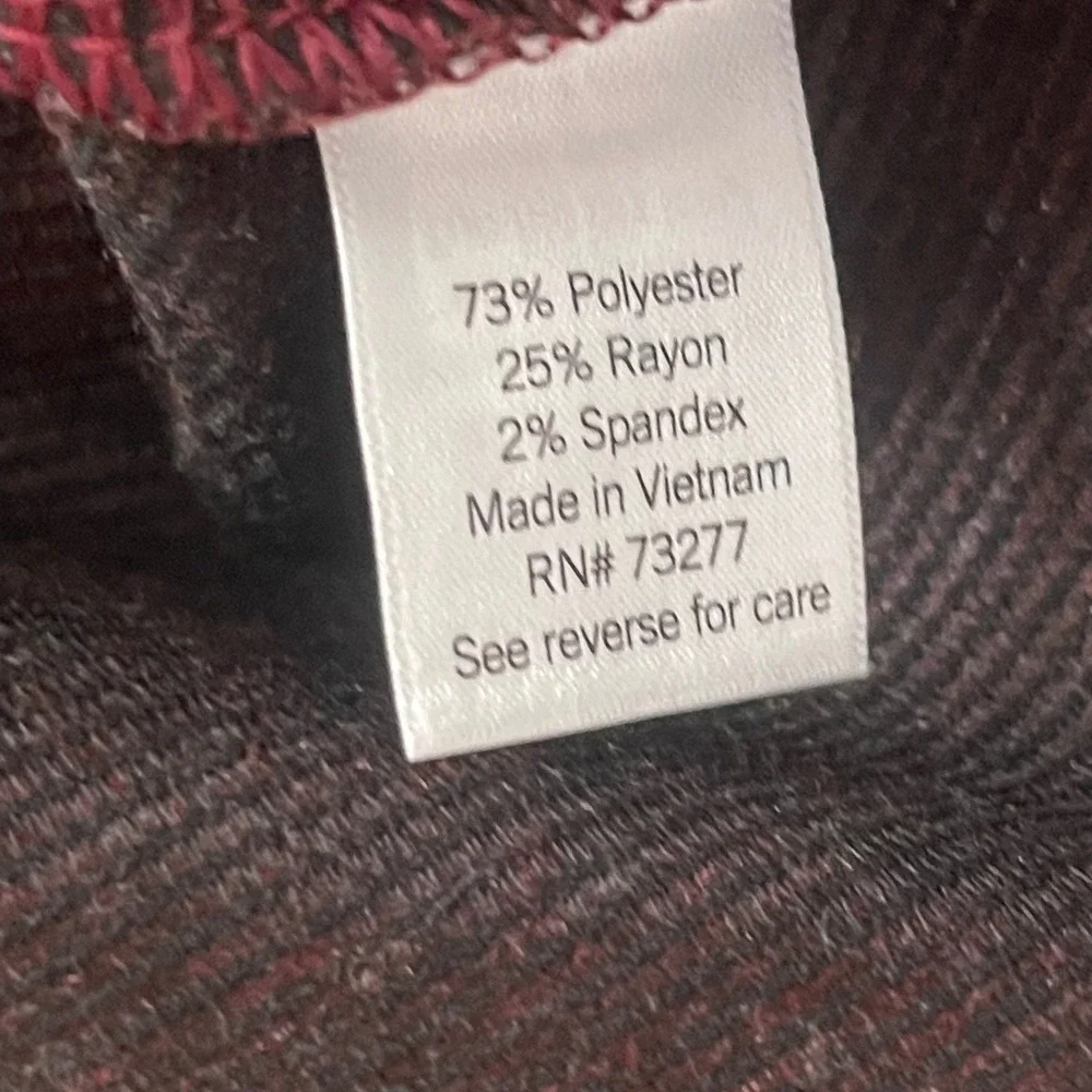 APT.9 Men's size Small Red Maroon Burgundy‎ Heathered 1/4 Half Zip Sweater